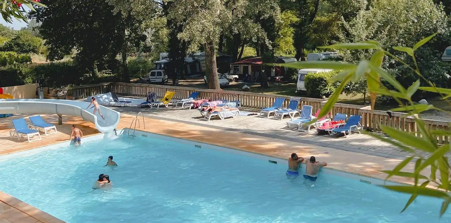 Camping 4 étoiles Drôme Provençale Parc aquatique