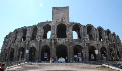 Arles et ses Arènes